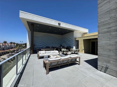 Live the Huntington Beach Downtown lifestyle every single day in - photo 43