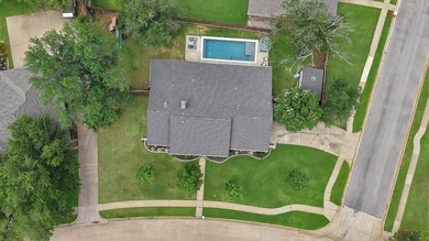 Welcome to 1700 Stagecoach Drive in the heart of Pantego! This - photo 5