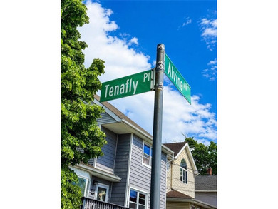 Welcome to 24 Alvine Avenue, a fully renovated detached corner - photo 3