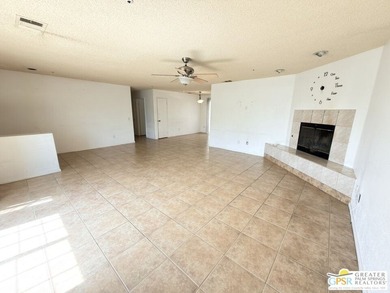 Rare opportunity to own a vacant triplex at 29395 Avenida La Paz - photo 26