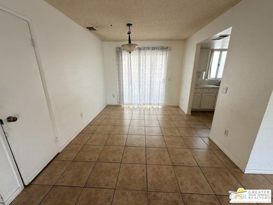 Rare opportunity to own a vacant triplex at 29395 Avenida La Paz - photo 27
