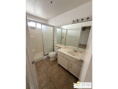 Rare opportunity to own a vacant triplex at 29395 Avenida La Paz - photo 35