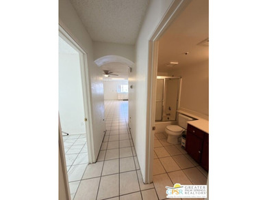 Rare opportunity to own a vacant triplex at 29395 Avenida La Paz - photo 41