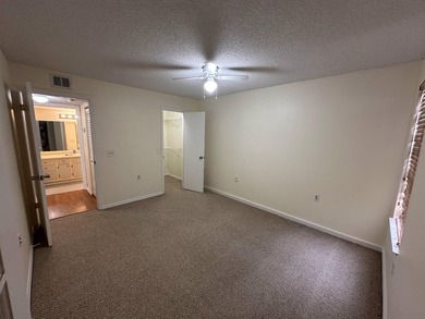 This cozy 1/1 condo features an open living/dining area with a - photo 8