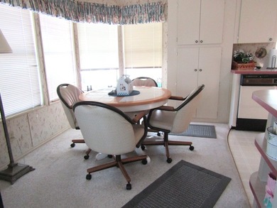 REDUCED to sell! Corner Site. 1988 Jacobson. 1456 SQ. Ft 2 Bed - photo 5