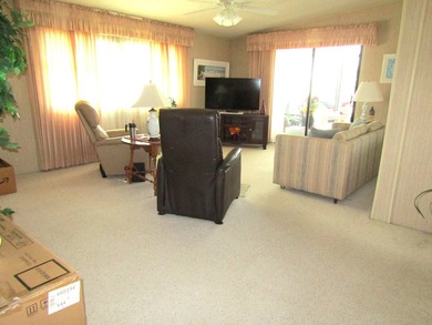 REDUCED to sell! Corner Site. 1988 Jacobson. 1456 SQ. Ft 2 Bed - photo 7
