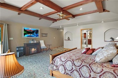 With more than 6,000 square feet under roof and over 56 acres of - photo 22