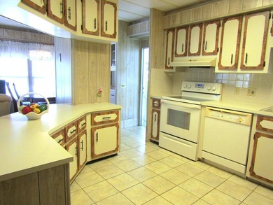 Live the Cove Lifestyle! Enjoy half off site rent for 6 months - photo 2