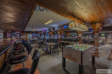 Looking to own a thriving local business? Come explore Pockets - photo 25
