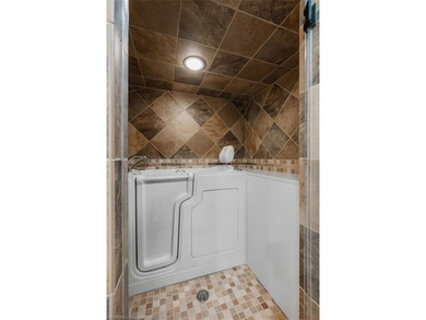 With more than 6,000 square feet under roof and over 56 acres of - photo 26