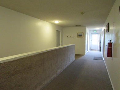 Well maintained 10,836 square foot 8-plex. Seven 2-bedroom units - photo 29
