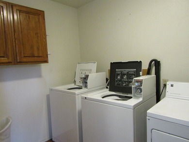 Well maintained 10,836 square foot 8-plex. Seven 2-bedroom units - photo 31