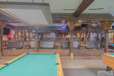 Looking to own a thriving local business? Come explore Pockets - photo 39