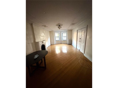 Welcome to 150 Sixth Avenue, a turn of the century four-story - photo 8