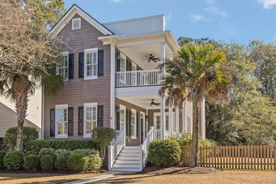 (private lake, pond, coastal) Home Active Under Contract in James Island South Carolina