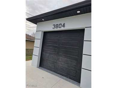 Lehigh Acres Area Home For Sale in Lehigh Acres Florida