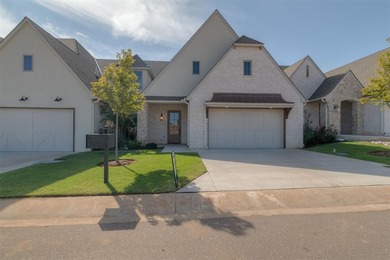 (private lake, pond, creek) Townhome/Townhouse For Sale in Edmond Oklahoma