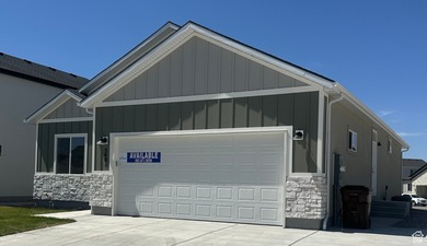 Utah Lake Home For Sale in Eagle Mountain Utah