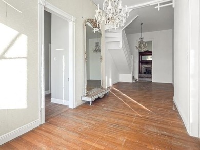 Located in the heart of downtown Houma, this 4-bedroom, 3.5-bath - photo 4