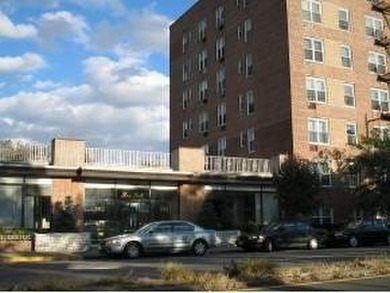 Sheepshead Bay! Opportunity is Here! Beautiful Sea Isle Co-Op - photo 1