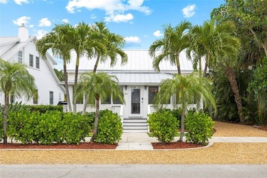 Nestled in the heart of Boca Grande's coveted *Historic - photo 3