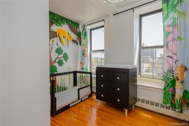 Welcome to this bright and inviting 2-bedroom, 1-bathroom co-op - photo 9