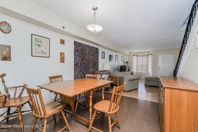 Discover this spacious tri-level townhouse situated on a quiet - photo 9
