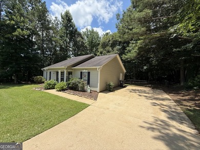 Hampton Green, where comfort, privacy, and easy one-level living - photo 2