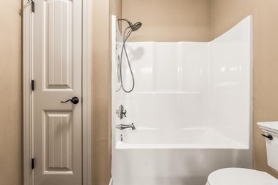 Welcome to this one-of-a-kind Sherwood home offering five - photo 23