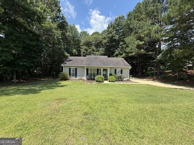 Hampton Green, where comfort, privacy, and easy one-level living - photo 3