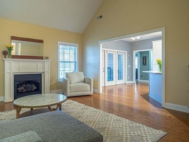 Welcome to this beautiful 4 bedroom brick home with overlooking - photo 4
