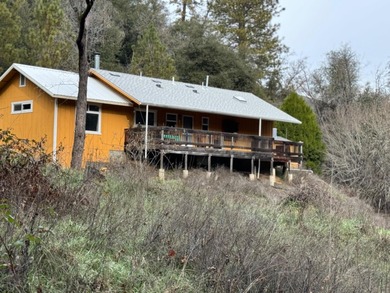 Lake Home For Sale in Mountain Ranch, California