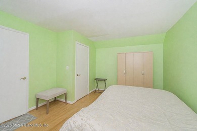 Welcome to 105 Tompkins Circle, a beautifully maintained - photo 8