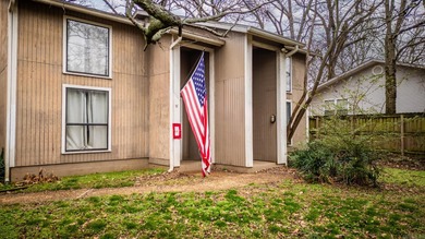 (private lake, pond, creek) Townhome/Townhouse For Sale in Little Rock Arkansas