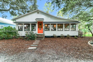 (private lake, pond, coastal) Home For Sale in Bluffton South Carolina
