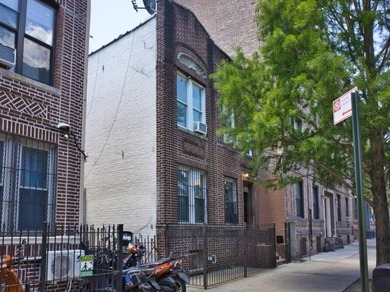 Fabulous Golden Opportunity to investor and savvy buyers! This - photo 9