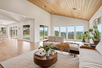 Step into this iconic 1.21-acre High Drive estate, thoughtfully - photo 11