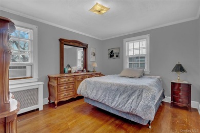 Welcome to 15 Donald Place, East Rockaway; a beautiful 3-bedroom - photo 18