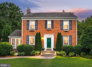 (private lake, pond, coastal) Home For Sale in Upper Marlboro Maryland