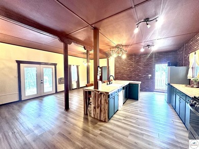 MOTIVATED SELLER! Enjoy the lake lifestyle without the lakefront - photo 3