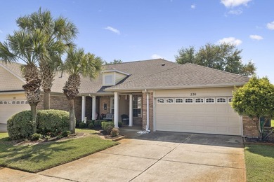 NEW HVAC! Diamond Lakes is the kind of Destin location that - photo 2