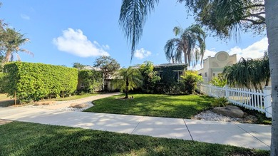 Great opportunity to own a 2-bedroom, 2-bath home in a highly - photo 1