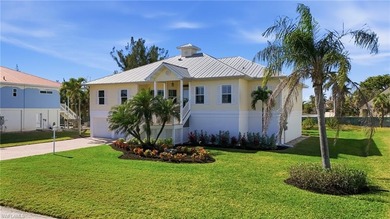 Stunning coastal retreat meticulously maintained and