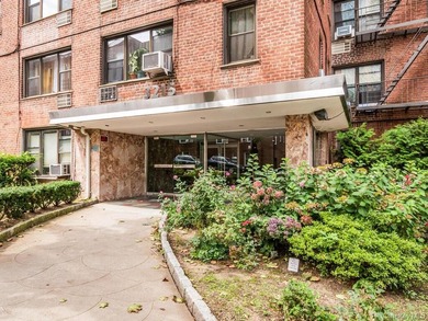 An exceptional opportunity to own a spacious two-bedroom - photo 20