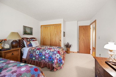 Large Lakeview condo located in Woodson Bend Resort. This - photo 22