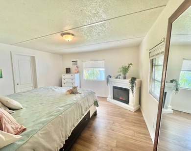 Welcome home to your very own 2 bedroom, 1 bath waterfront - photo 23