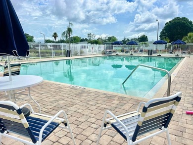 Welcome home to your very own 2 bedroom, 1 bath waterfront - photo 27