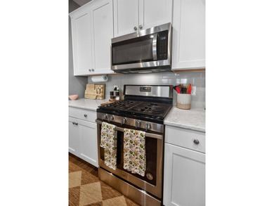 Experience the perfect blend of comfort and convenience in the - photo 45