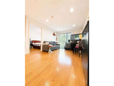 Welcome to this well-maintained 2-bedroom, 1-bath condo in the - photo 3