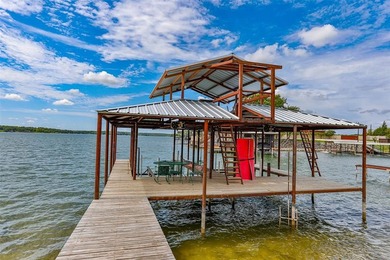 Moss Lake Home For Sale in Gainesville Texas